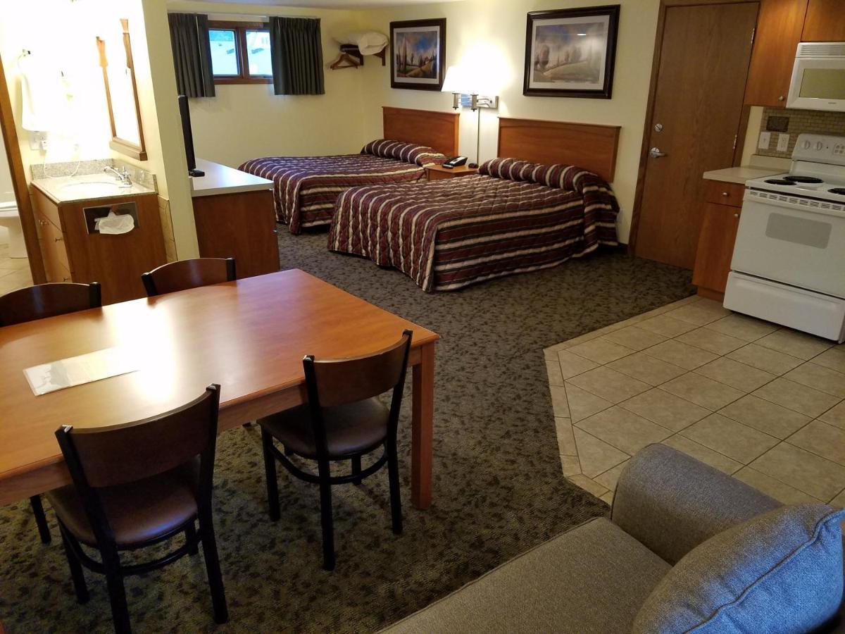 Black Hawk Motel & Suites Wisconsin Dells Exterior foto